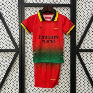Maillot AC Milan Co-Branded Edition Enfant 2025 2026 Rouge Maillot AC Milan Co-Branded Edition Enfant 2025 2026 Rouge
