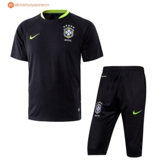 Entrainement Brésil Ensemble Complet 2017 Noir Pas Cher Entrainement Brésil Ensemble Complet 2017 Noir Pas Cher