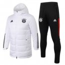 Veste Vers Le Bas Bayern Munich Ensemble Complet 2020 2021 Blanc Pas Cher