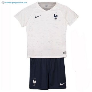 Maillot France Exterieur Enfant 2018 Blanc Pas Cher Maillot France Exterieur Enfant 2018 Blanc Pas Cher