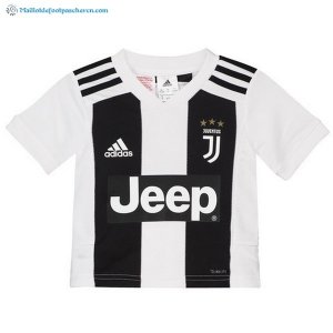 Maillot Juventus Domicile Enfant 2018 2019 Blanc Noir Pas Cher